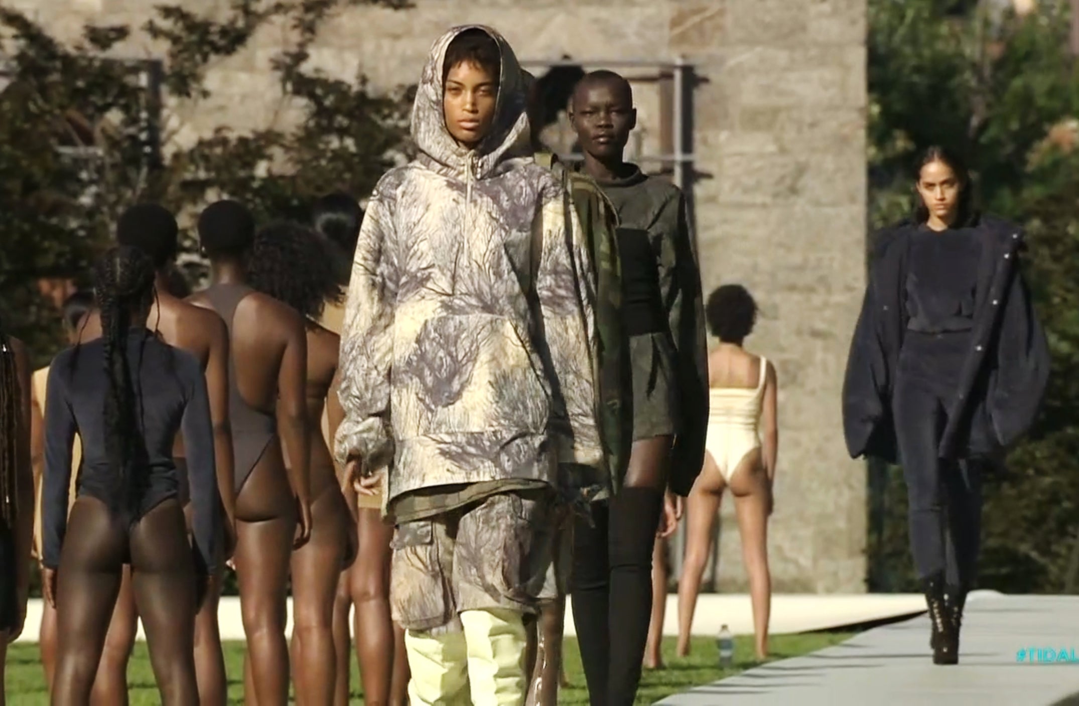 Kanye West's Yeezy Season 4 Show Had Black Models After All